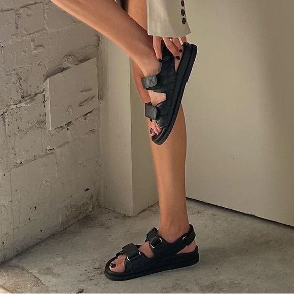 Tony Bianco Australia Hiranni Black Quilted Leather Strappy Chunky Sandals - Picture 1 of 8